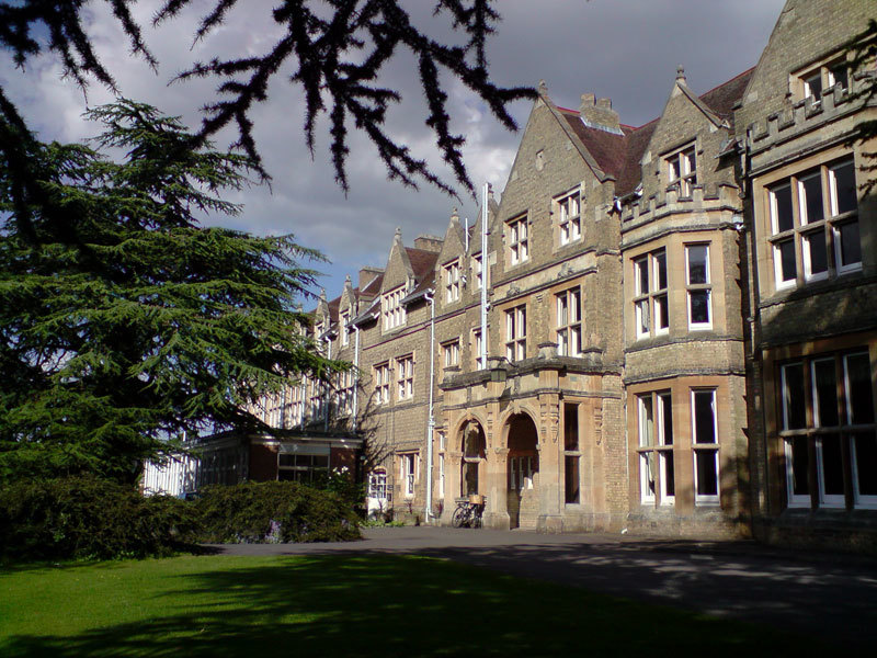 Bucksmore St. Hilda's College